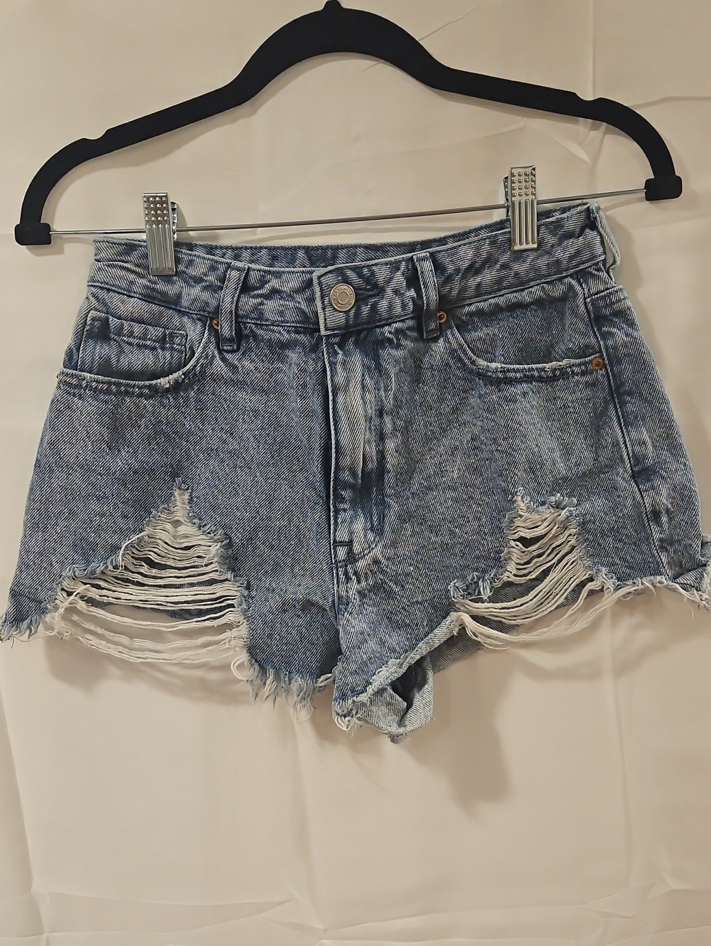 PacSun Light Wash Distressed Denim Cutoff Shorts